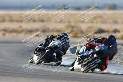 media/Jan-11-2025-CVMA (Sat) [[ddeb3f563a]]/Race 14-500-350 Supersport/